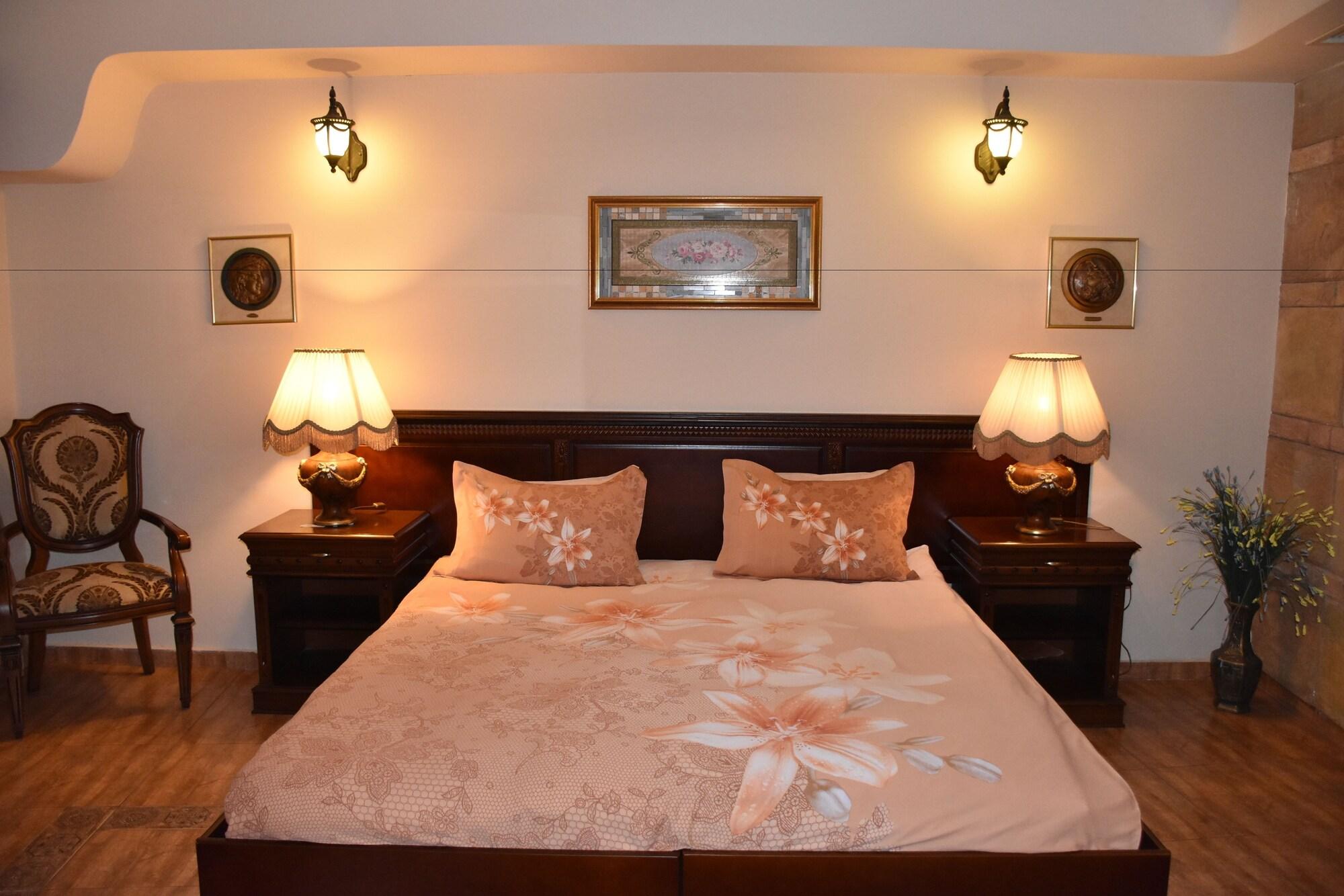 Boutique Hotel Boris Palace & Restaurant Plovdiv Buitenkant foto
